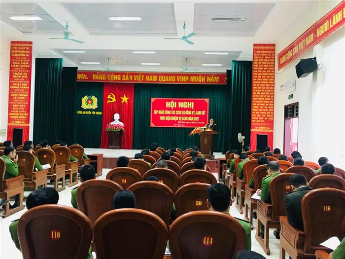 Công an huyện Yên Thành là đơn vị thứ 17 tổ chức tập huấn công tác CCHC