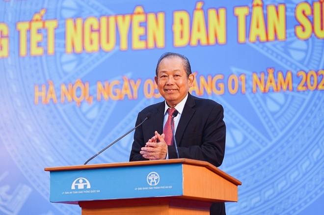 Phó Thủ tướng Thường trực Trương Hoà Bình phát biểu tại lễ ra quân năm ATGT 2021