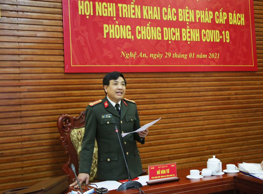 Đồng chí Đại tá Hồ Văn Tứ, Phó Giám đốc Công an tỉnh