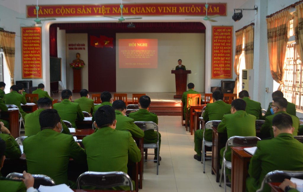 Toàn cảnh hội nghị tập huấn tại cụm 01 (gồm các đơn vị huyện Diễn Châu, Quỳnh Lưu, Nghi Lộc, thị xã Hoàng Mai, thành phố Vinh)