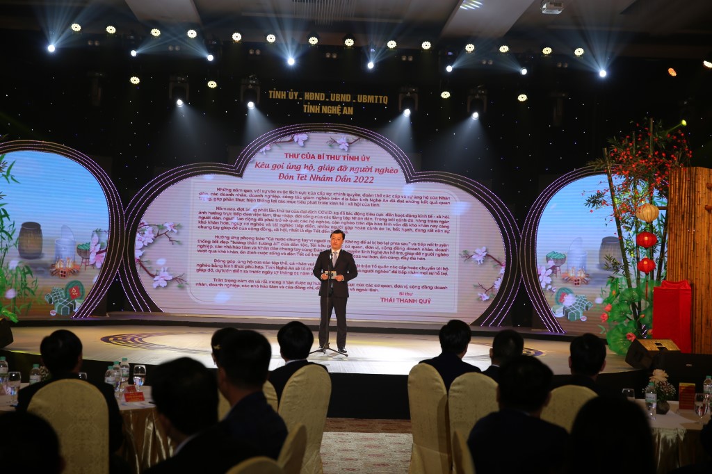 Đồng chí Nguyễn Đức Trung, Chủ tịch UBND tỉnh phát biểu tại chương trình
