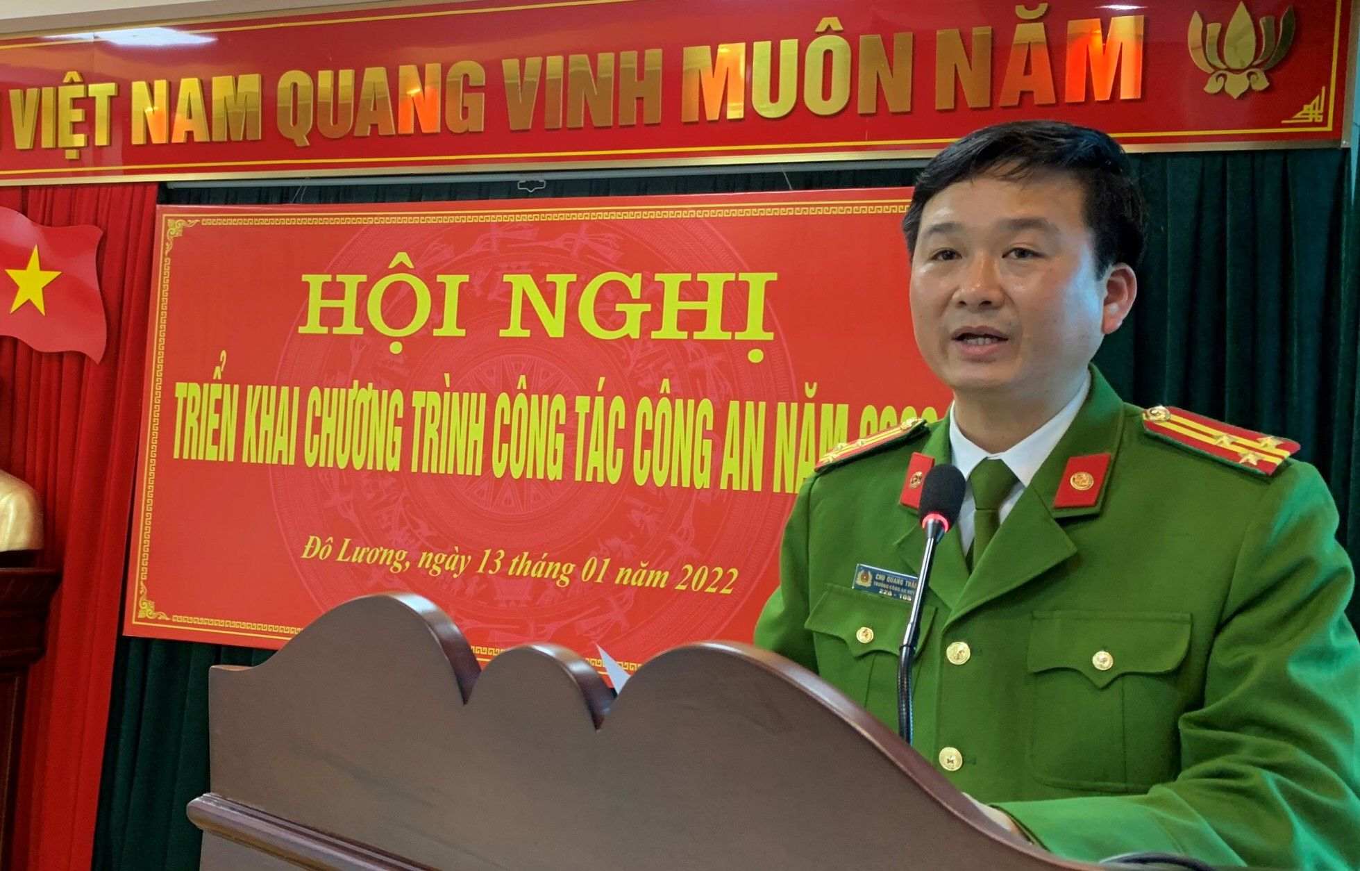 Thượng tá Chu Quang Thành, Trưởng Công an huyện Đô Lương phát động phong trào thi đua năm 2022