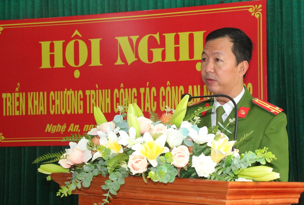 Đồng chí Thượng tá Nguyễn Hữu Cường, Trưởng phòng Cảnh sát ĐTTP về ma túy Công an tỉnh phát biểu khai mạc Hội nghị