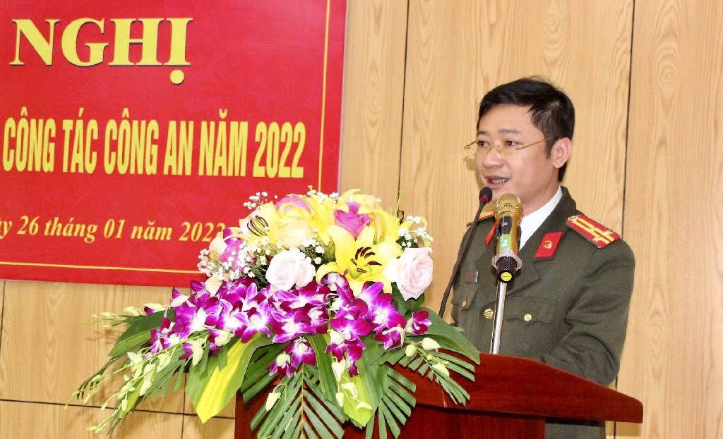 Đồng chí Thượng tá Trần Ngọc Tuấn phát biểu kết luận Hội nghị