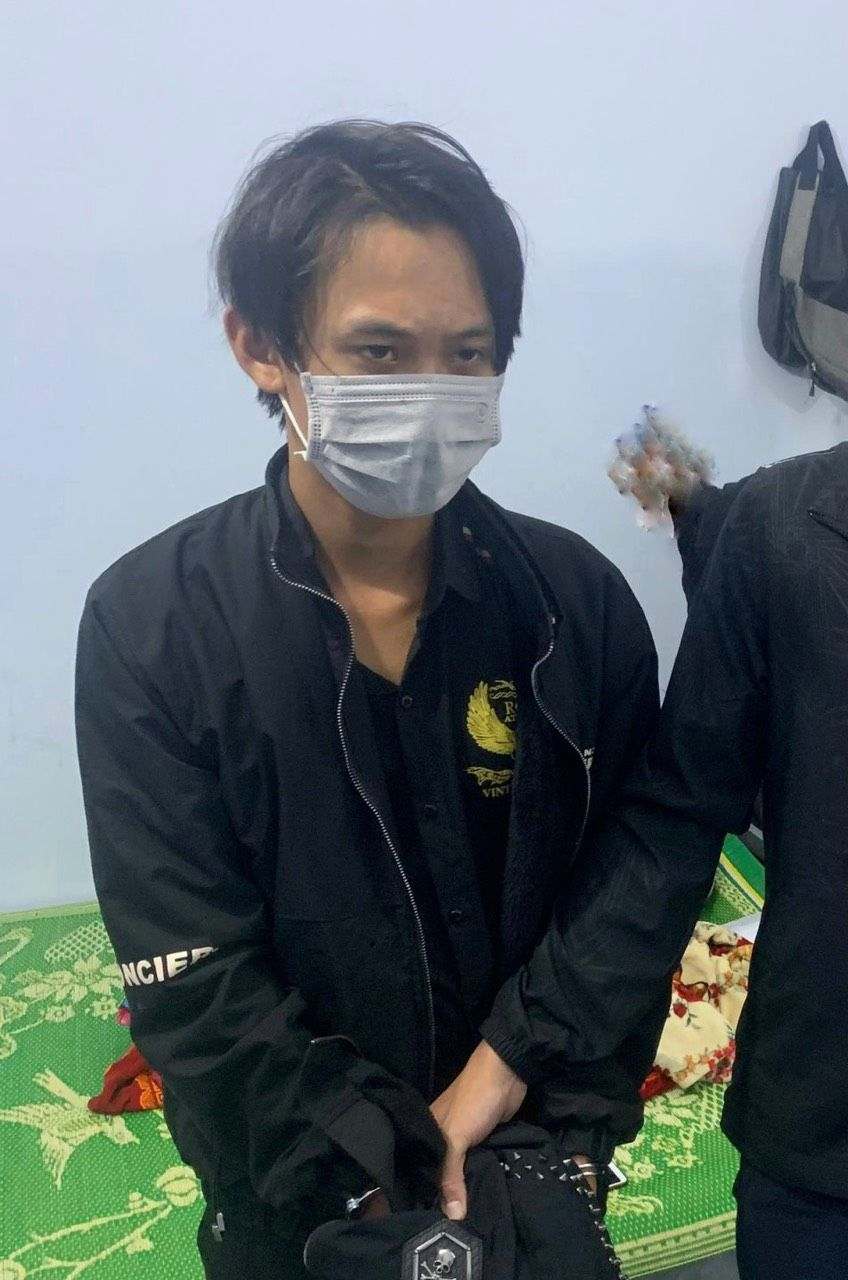 Đối tượng truy nã Vi Đình Công bị Công an huyện Quỳ Hợp bắt khi đang lẩn trốn tại tỉnh Bắc Ninh