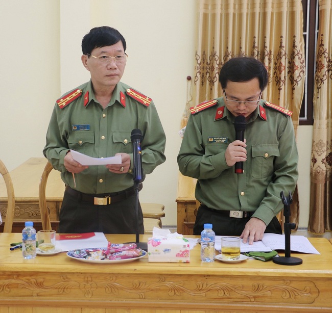 Đồng chí Đại tá Lê Văn Thái - Phó Giám đốc Công an tỉnh Nghệ An phát biểu tại buổi gặp mặt