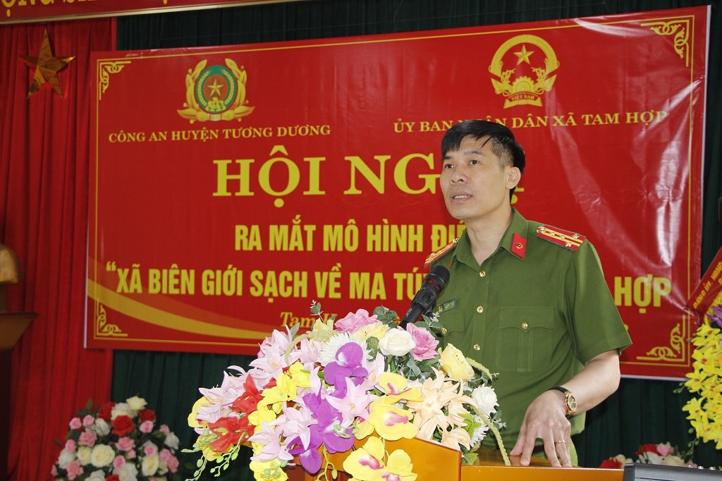 Đồng chí Đại tá Cao Minh Huyền - Phó Giám đốc Công an tỉnh phát biểu tại lễ ra mắt