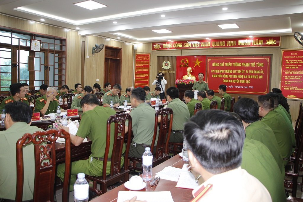 Toàn cảnh buổi làm việc tại Công an huyện Nghi Lộc