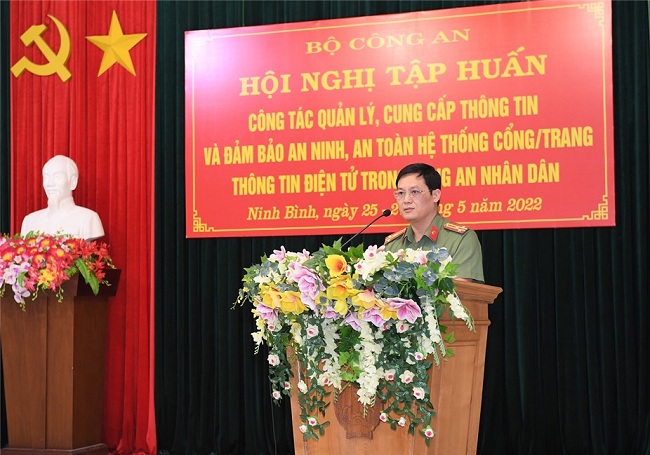 Thượng tá Mai Xuân Thảo, Phó Chánh Văn phòng Bộ Công an phát biểu tại Lễ khai giảng