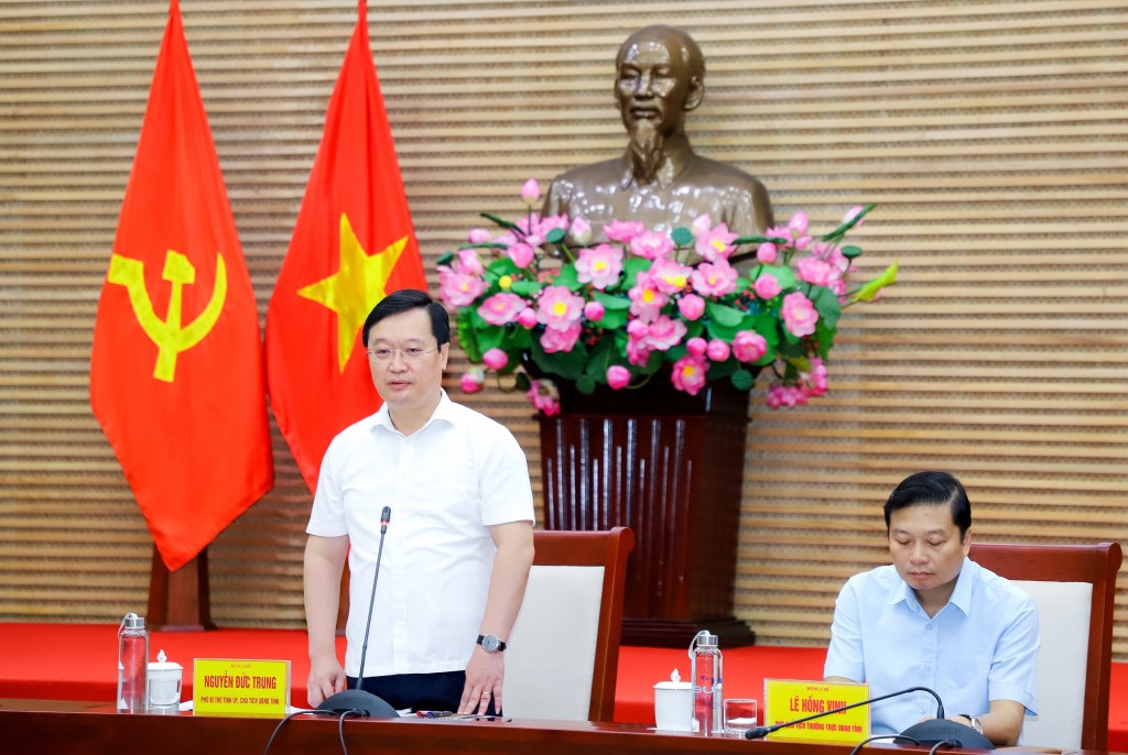 Chủ tịch UBND tỉnh Nguyễn Đức Trung phát biểu khai mạc Hội nghị giao ban về công tác giải ngân vốn đầu tư công