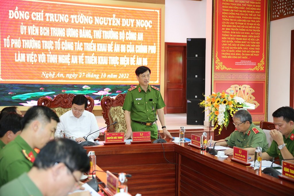 Đồng chí Trung tướng Nguyễn Duy Ngọc - Uỷ viên Trung ương Đảng, Thứ trưởng Bộ Công an phát biểu kết luận tại buổi làm việc