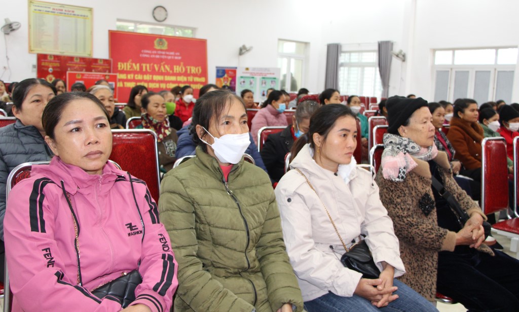Toàn cảnh buổi tuyên tuyền pháp luật tại xã Châu Quang, huyện Quỳ Hợp