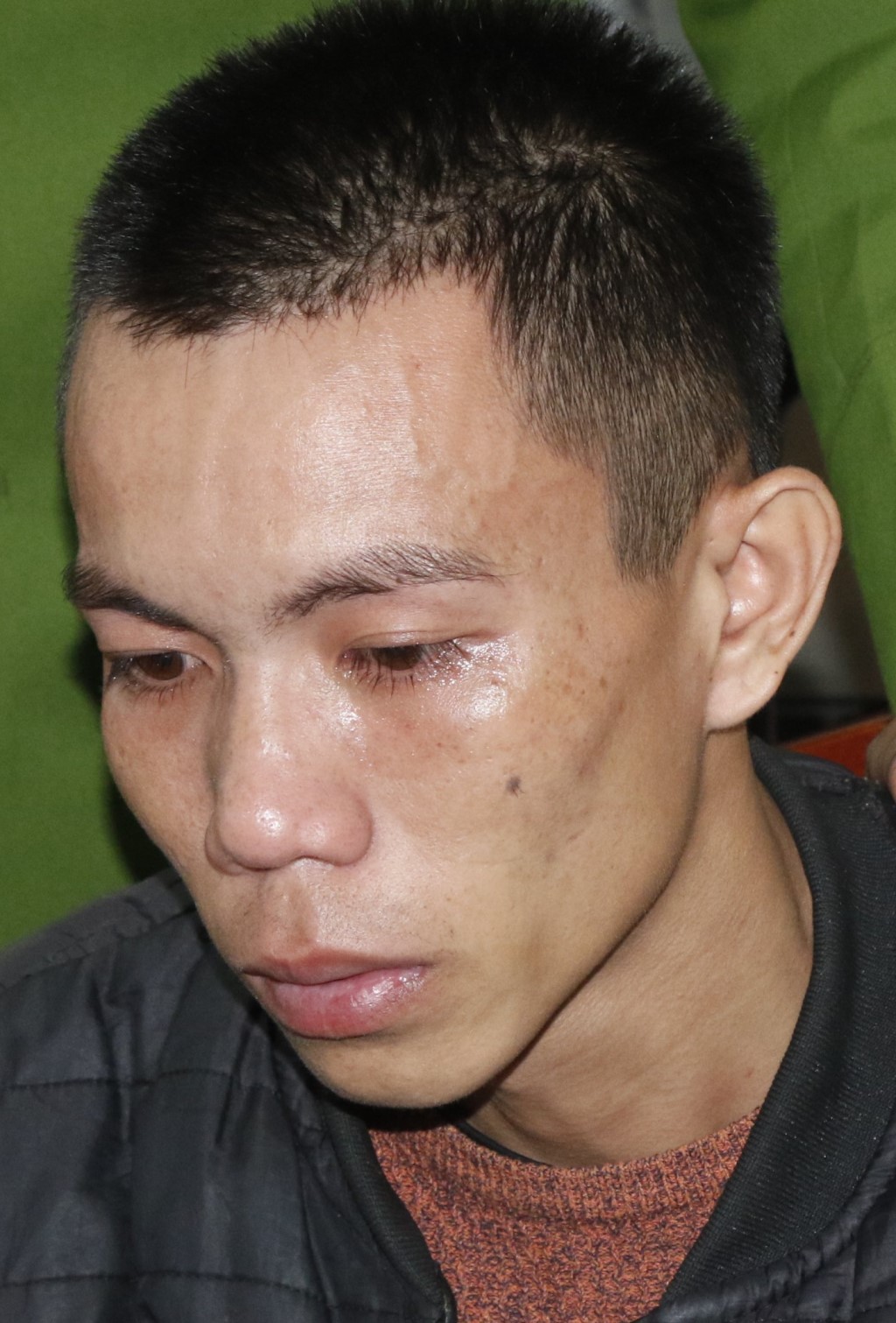  Tại cơ quan điều tra, Quang Văn Toàn khai nhận toàn bộ hành vi phạm tội