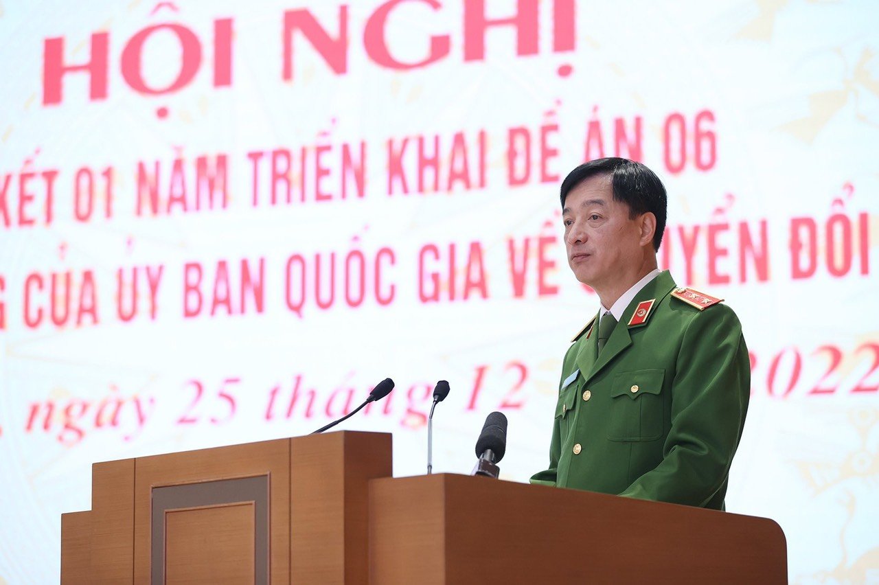 Đồng chí Trung tướng Nguyễn Duy Ngọc, Thứ trưởng Bộ Công an phát biểu tại Hội nghị