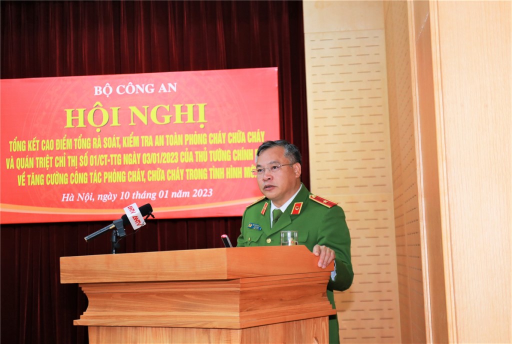 Đồng chí Thiếu tướng Nguyễn Văn Long, Thứ trưởng Bộ Công an phát biểu chỉ đạo tại Hội nghị