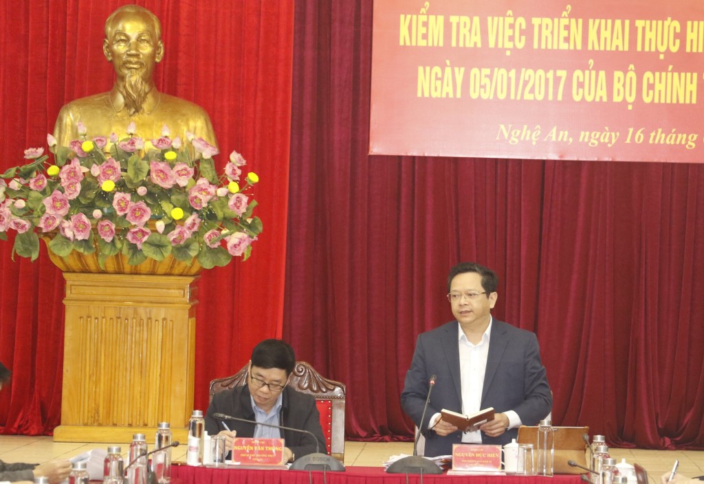 Đồng chí Nguyễn Đức Hiển - Phó trưởng Ban Kinh tế Trung ương, Trưởng đoàn kiểm tra phát biểu kết luận cuộc làm việc