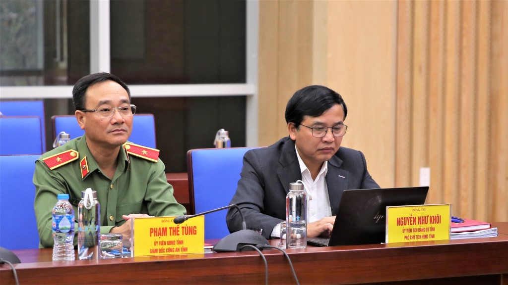 Đồng chí Thiếu tướng Phạm Thế Tùng, Ủy viên Ban Thường vụ Tỉnh ủy, Giám đốc Công an tỉnh dự phiên họp