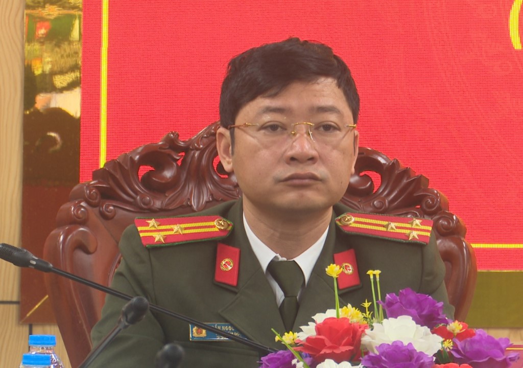 Đồng chí Thượng tá Trần Ngọc Tuấn, Phó Giám đốc Công an tỉnh chủ trì Hội nghị