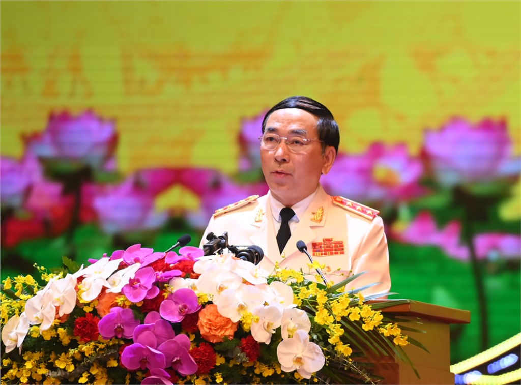  Thứ trưởng Trần Quốc Tỏ trình bày diễn văn tại buổi Lễ.
