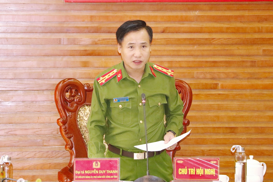 Đồng chí Đại tá Nguyễn Duy Thanh - Phó Giám đốc Công an tỉnh phát biểu khai mạc