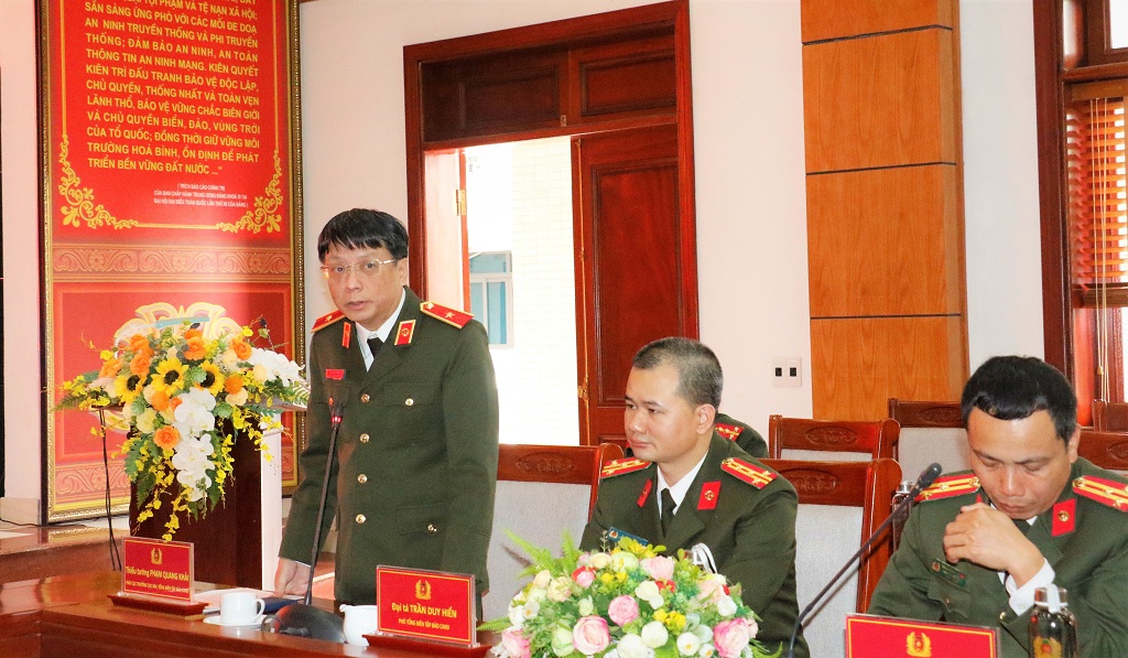 Đồng chí Thiếu tướng Phạm Khải, Phó Cục trưởng Cục truyền thông Công an nhân dân, Tổng Biên tập Báo CAND phát biểu tại buổi lễ