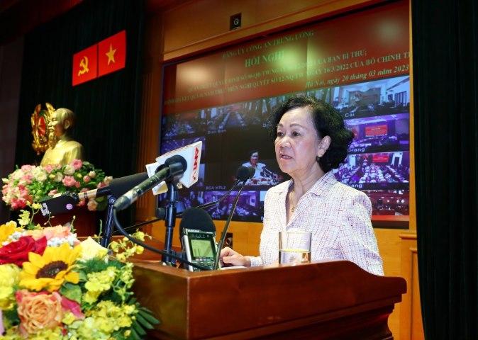 Đồng chí Trương Thị Mai, Ủy viên Bộ Chính trị, Thường trực Ban Bí thư Trung ương Đảng, Trưởng Ban Tổ chức Trung ương dự và chỉ đạo Hội nghị