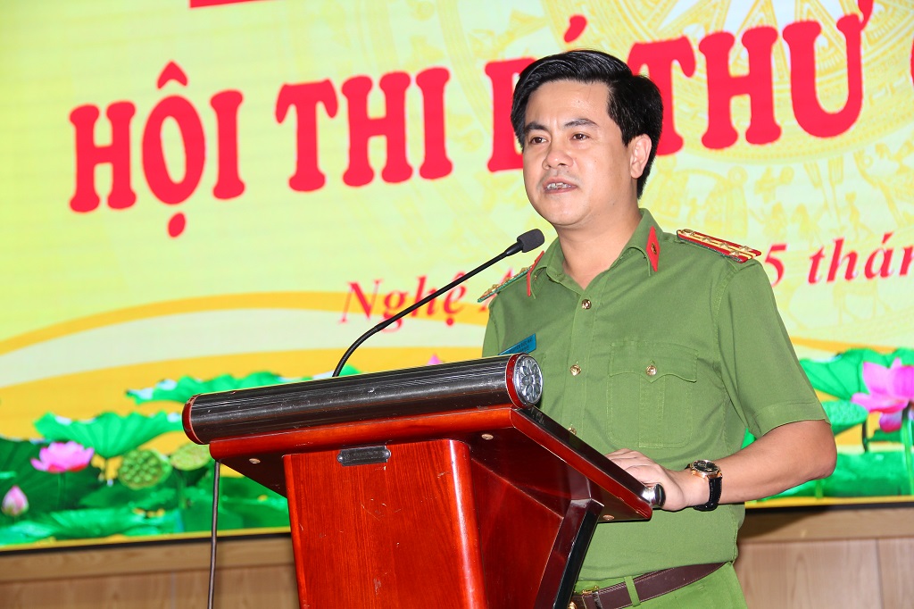 Đồng chí Đại tá Nguyễn Đức Hải - Phó Bí thư Đảng ủy, Phó giám đốc Công an tỉnh phát biểu khai mạc Hội thi