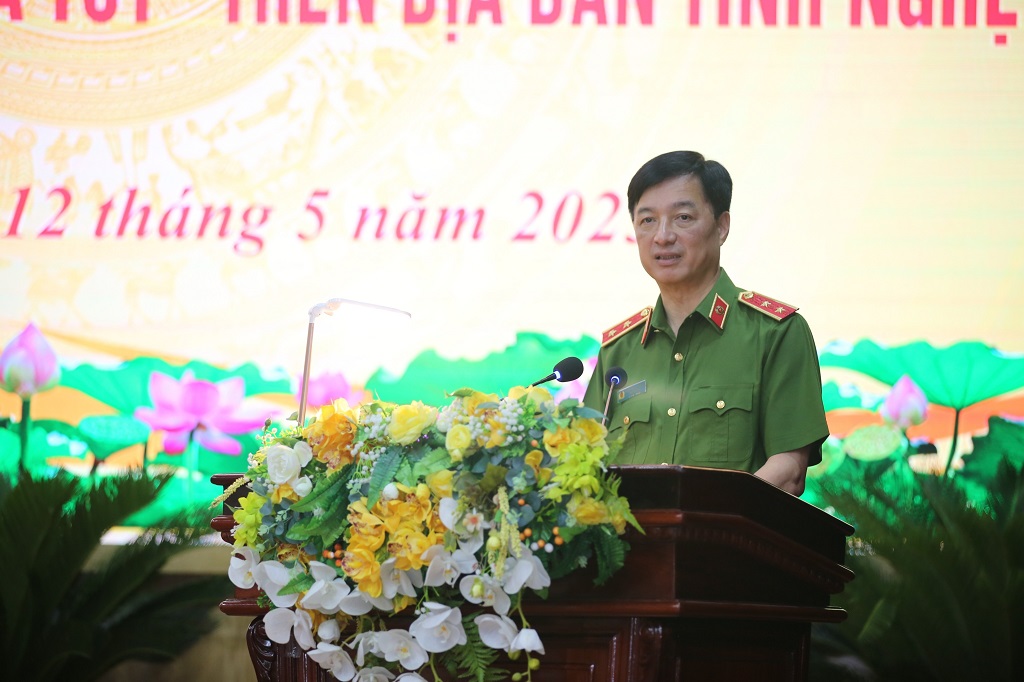 Đồng chí Trung tướng Nguyễn Duy Ngọc, Uỷ viên Trung ương Đảng, Thứ trưởng Bộ Công an phát biểu chỉ đạo Hội nghị
