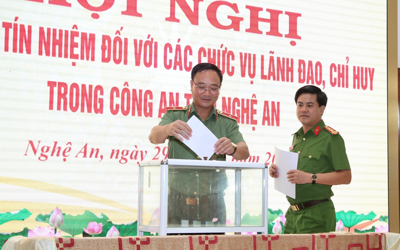 Đảng ủy Công an tỉnh Nghệ An: Lấy phiếu tín nhiệm với các chức vụ Lãnh đạo, chỉ huy