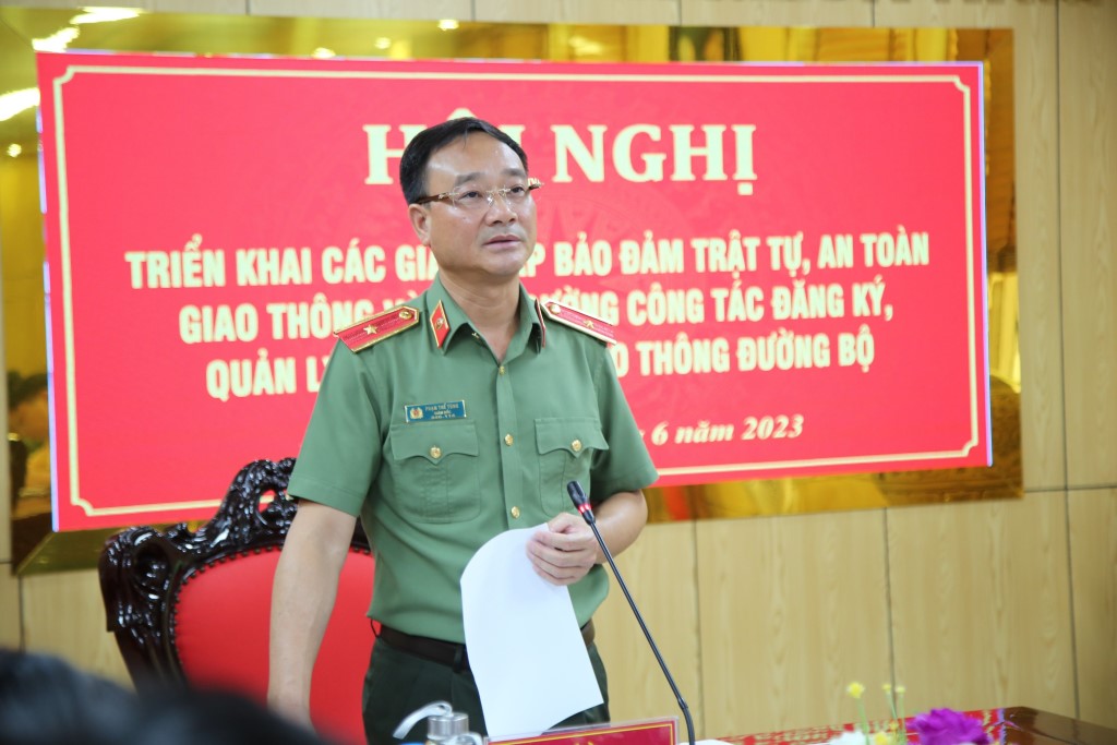 Đồng chí Thiếu tướng Phạm Thế Tùng, Giám đốc Công an tỉnh kết luận Hội nghị