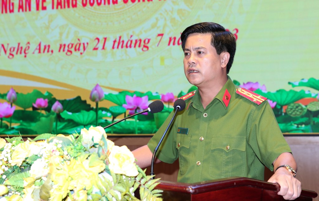 Đồng chí Đại tá Nguyễn Đức Hải, Phó Giám đốc, Thủ trưởng Cơ quan Cảnh sát điều tra Công an tỉnh Nghệ An phát biểu kết luận Hội nghị