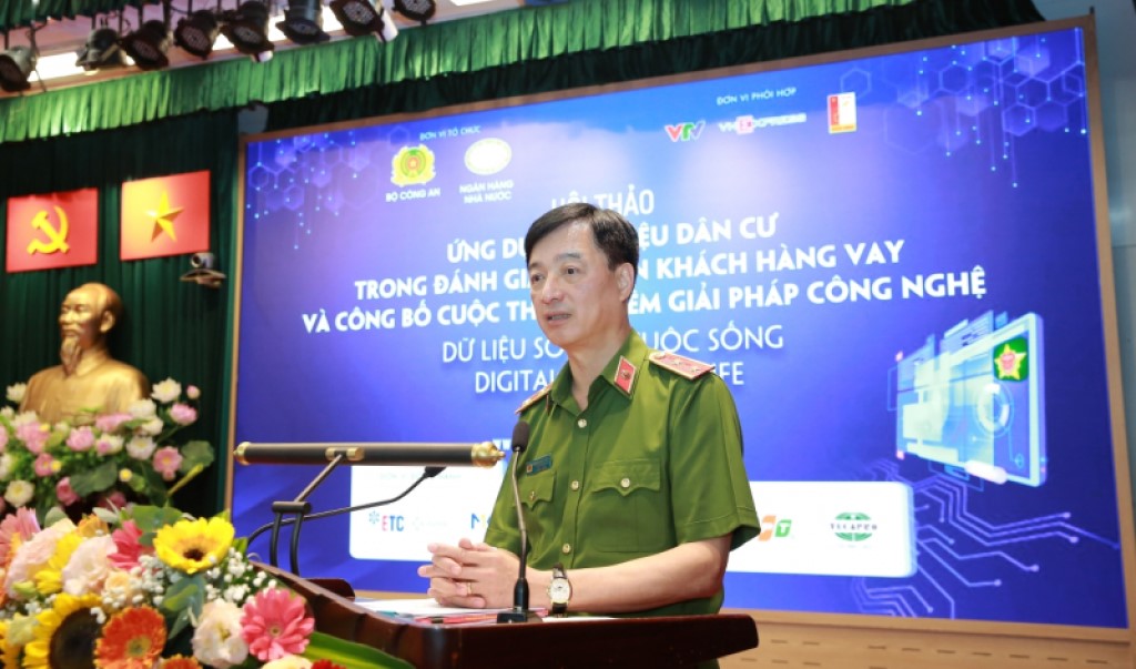 Đồng chí Trung tướng Nguyễn Duy Ngọc, Thứ trưởng Bộ Công an phát biểu