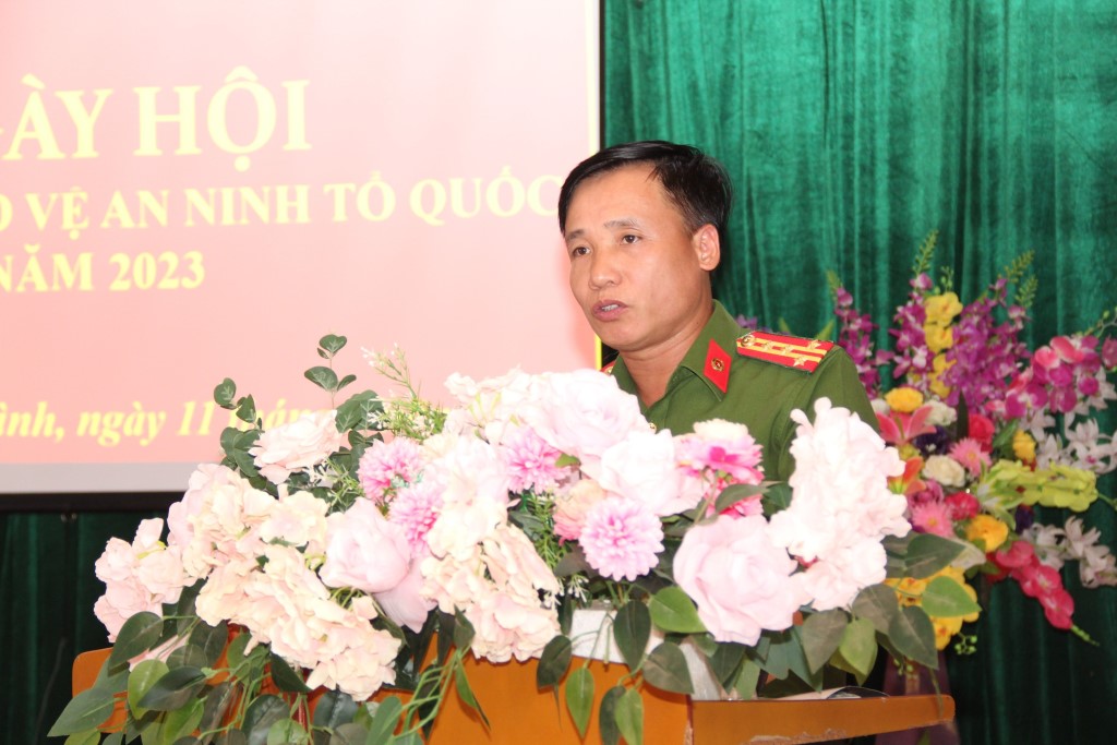 Đồng chí Đại tá Nguyễn Duy Thanh phát biểu tại Ngày hội toàn dân bảo vệ an ninh Tổ quốc tại xã Châu Bình