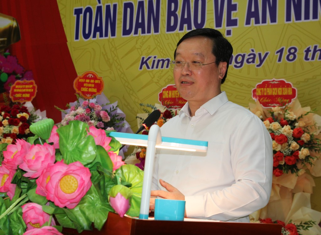 Đồng chí Nguyễn Đức Trung – Phó Bí thư Tỉnh uỷ, Chủ tịch UBND tỉnh phát biểu tại ngày hội