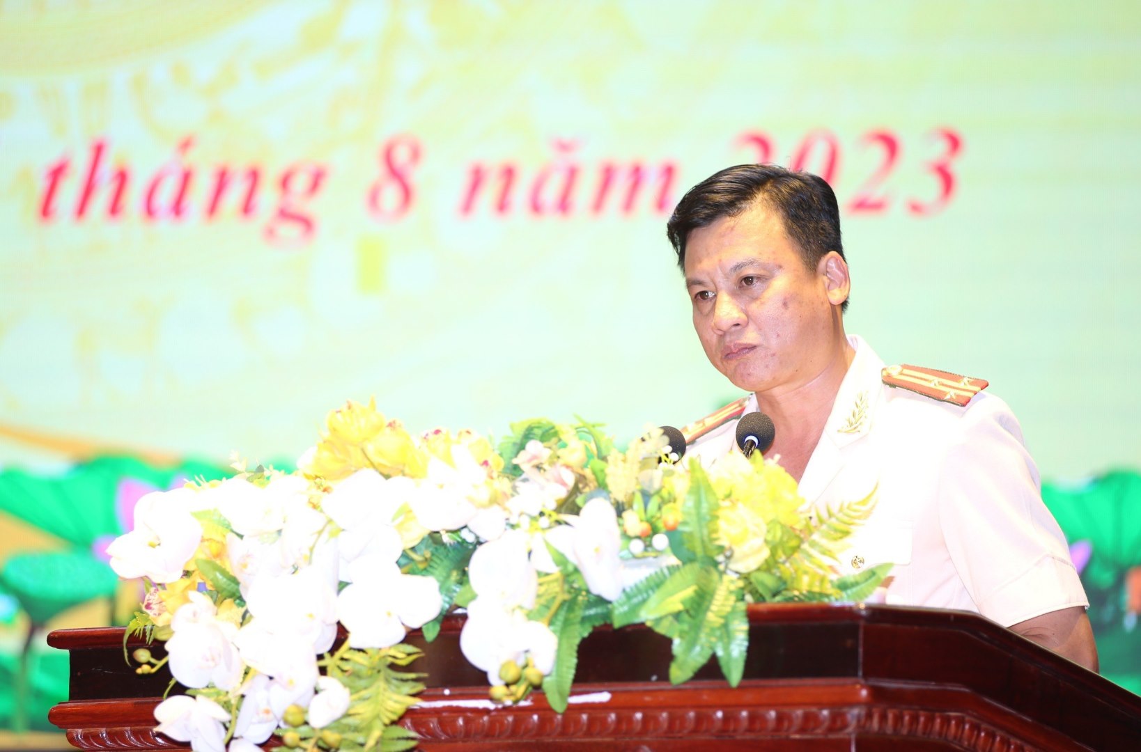 Đồng chí Thượng tá Phạm Vũ Cường - Trưởng phòng Tham mưu phát biểu nhận nhiệm vụ mới