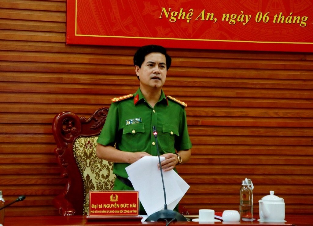 Đồng chí Đại tá Nguyễn Đức Hải, Phó Giám đốc, Thủ trưởng Cơ quan Cảnh sát điều tra Công an tỉnh phát biểu chỉ đạo tại Hội nghị