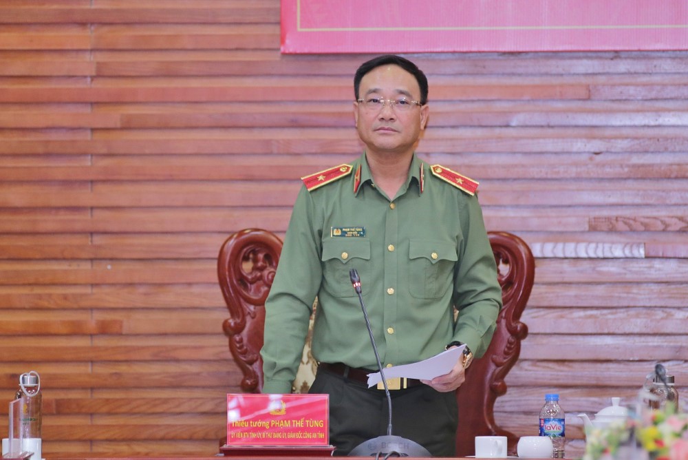 Đồng chí Thiếu tướng Phạm Thế Tùng, Ủy viên Ban Thường vụ Tỉnh ủy, Bí Thư Đảng ủy, Giám đốc Công an tỉnh phát biểu chỉ đạo tại Hội nghị