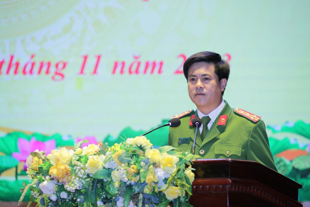 Đồng chí Đại tá Nguyễn Đức Hải đã gửi lời tri ân chân thành, sâu sắc nhất đến Ban Thường vụ, Lãnh đạo Công an tỉnh, lãnh đạo, cán bộ chiến sĩ Công an các đơn vị, địa phương trong Công an Nghệ An