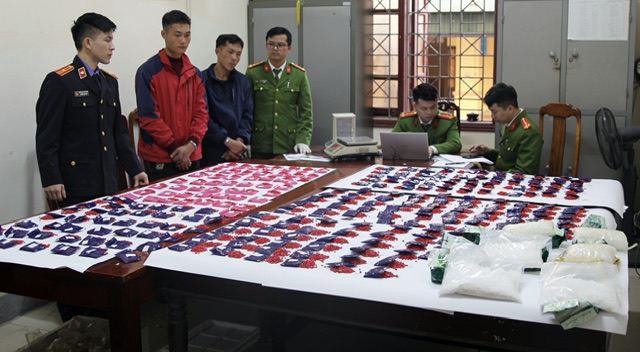 Công an Nghệ An: Phá chuyên án, bắt giữ 02 đối tượng vận chuyển hơn 11kg ma túy
