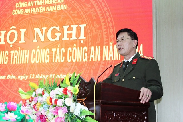 Đồng chí Đại tá Lê Văn Thái, Phó Giám đốc Công an tỉnh phát biểu chỉ đạo Hội nghị