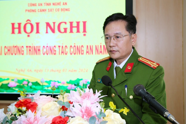 Đồng chí Thượng tá Hồ Nam Long - Trưởng phòng Cảnh sát cơ động phát biểu tại Hội nghị