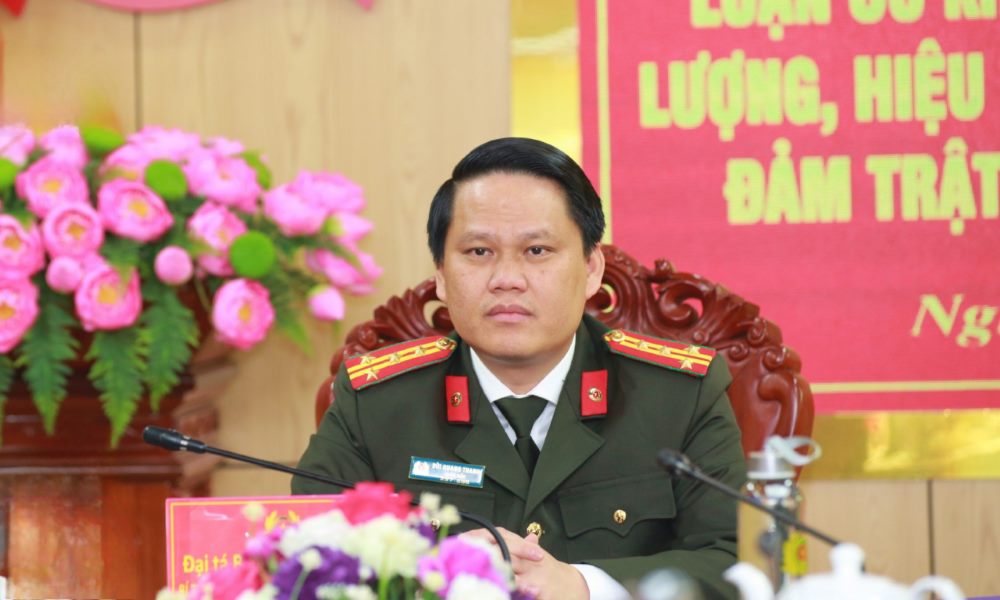 Đồng chí Đại tá Bùi Quang Thanh, Bí thư Đảng ủy, Giám đốc Công an tỉnh chủ trì tại điểm cầu Công an Nghệ An