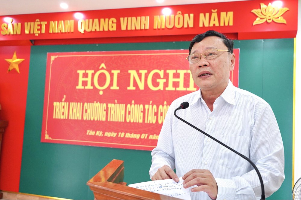 Đồng chí Bùi Thanh Bảo - Bí thư Huyện ủy Tân Kỳ phát biểu tại Hội nghị