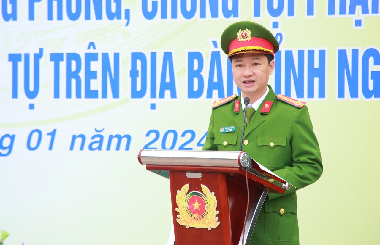 Đồng chí Đại tá Trần Ngọc Tuấn - Phó Giám đốc Công an tỉnh quán triệt một số nội dung cơ bản về Đề án 373