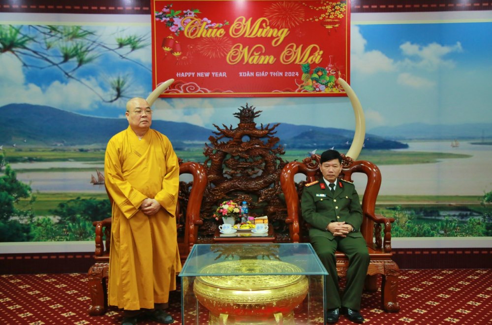 Hòa thượng Thích Thanh Nhiễu ghi nhận, đánh giá cao sự phối hợp giữa Công an tỉnh Nghệ An với Giáo hội Phật giáo Việt Nam tỉnh Nghệ An trong công tác quản lý Nhà nước về tôn giáo