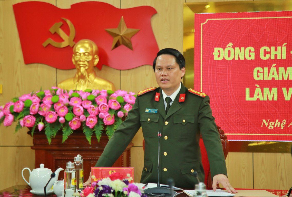 Đồng chí Đại tá Bùi Quang Thanh, Bí thư Đảng ủy, Giám đốc Công an tỉnh phát biểu chỉ đạo buổi làm việc