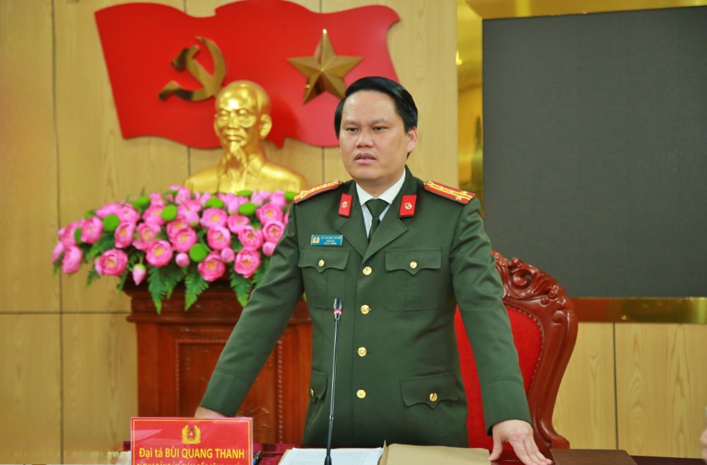 Đồng chí Đại tá Bùi Quang Thanh, Bí thư Đảng ủy, Giám đốc Công an tỉnh phát biểu chỉ đạo tại buổi làm việc
