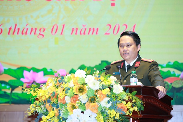 Đồng chí Đại tá Bùi Quang Thanh, Giám đốc Công an tỉnh phát biểu tại buổi Lễ công bố