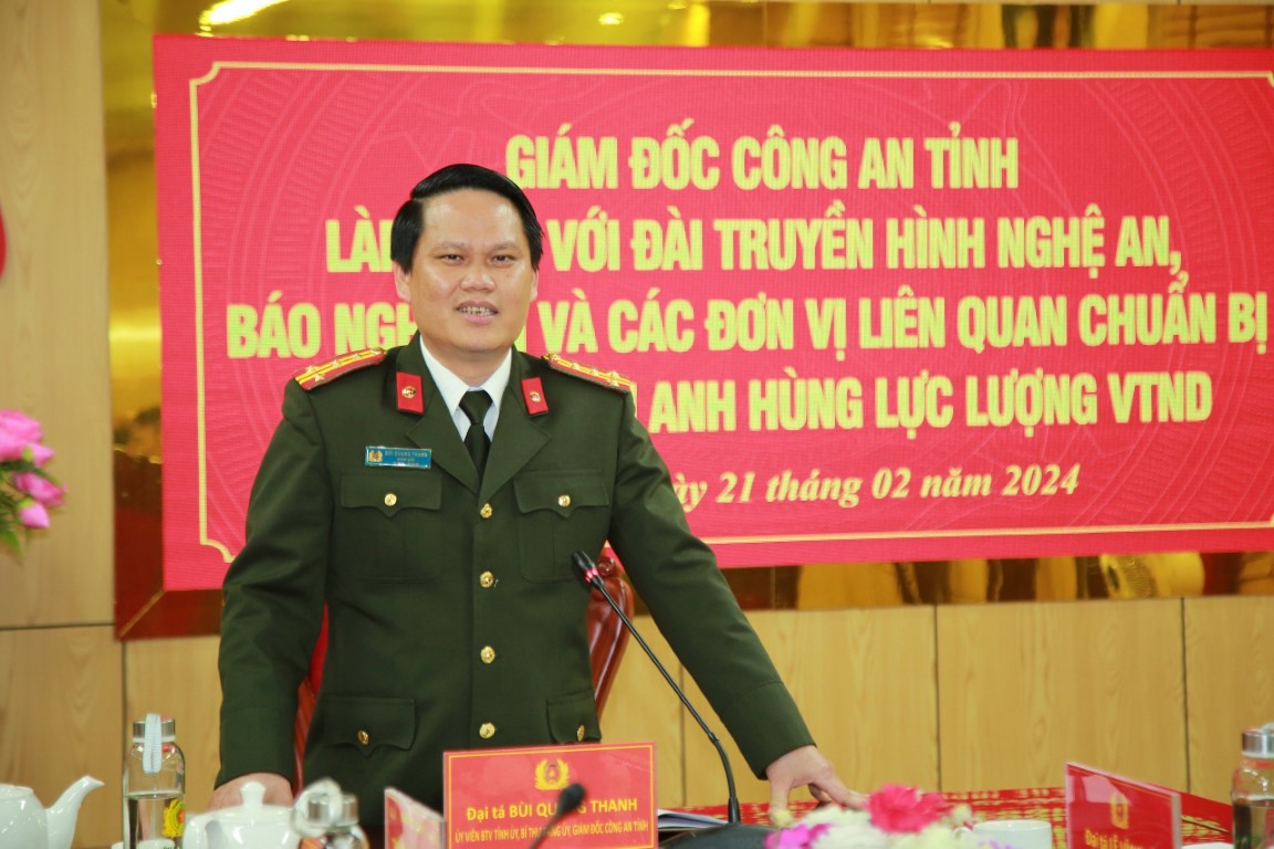 Đại tá Bùi Quang Thanh - Giám đốc Công an tỉnh phát biểu tại buổi làm việc