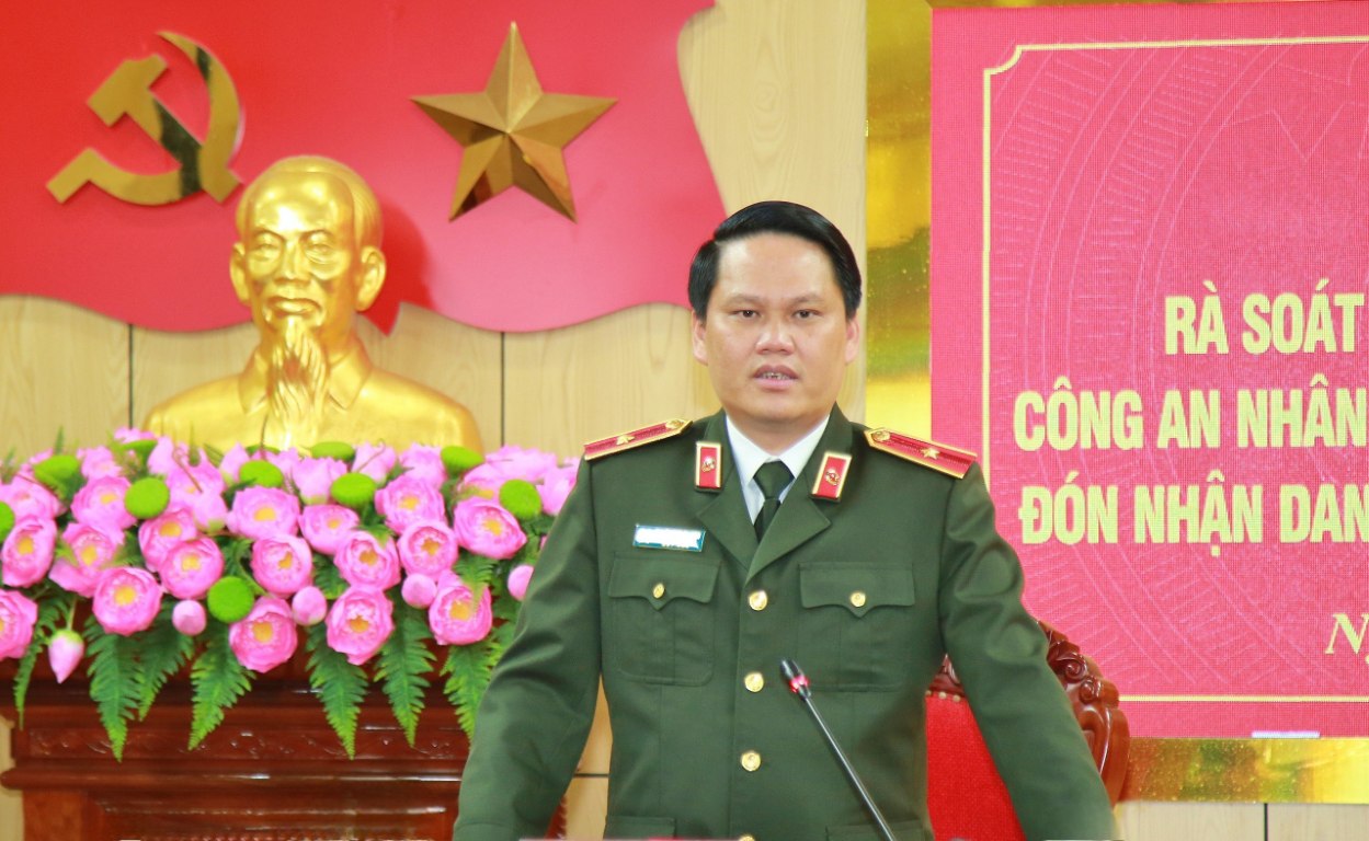 Đồng chí Thiếu tướng Bùi Quang Thanh, Giám đốc Công an tỉnh phát biểu chỉ đạo tại Hội nghị